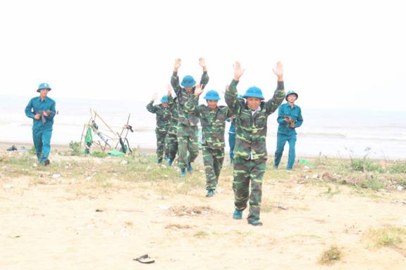 http://samson.thanhhoa.gov.vn/portal/Photos/2017-10/9f50adde3266125dIMG_3602%20%20dien%20tap%20q%20hung.JPG