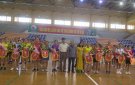 Hội Liên hiệp phụ nữ thành phố: tổ chức giải bóng chuyền hơi nữ.